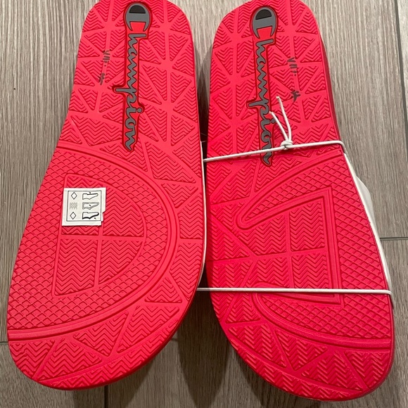 CHAMPION Men’s Slides 10 NWT - Picture 4 of 5